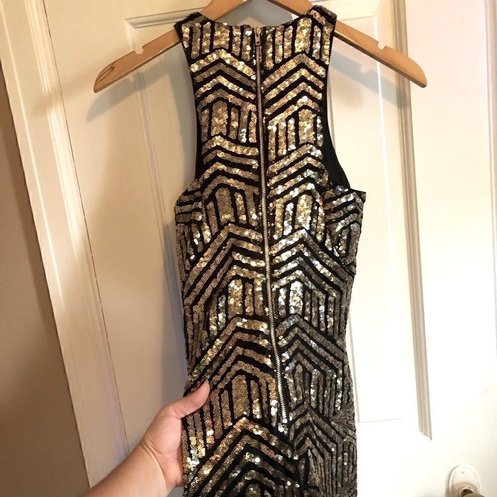 Gold sequin fitted dress  - Picture 3 of 10